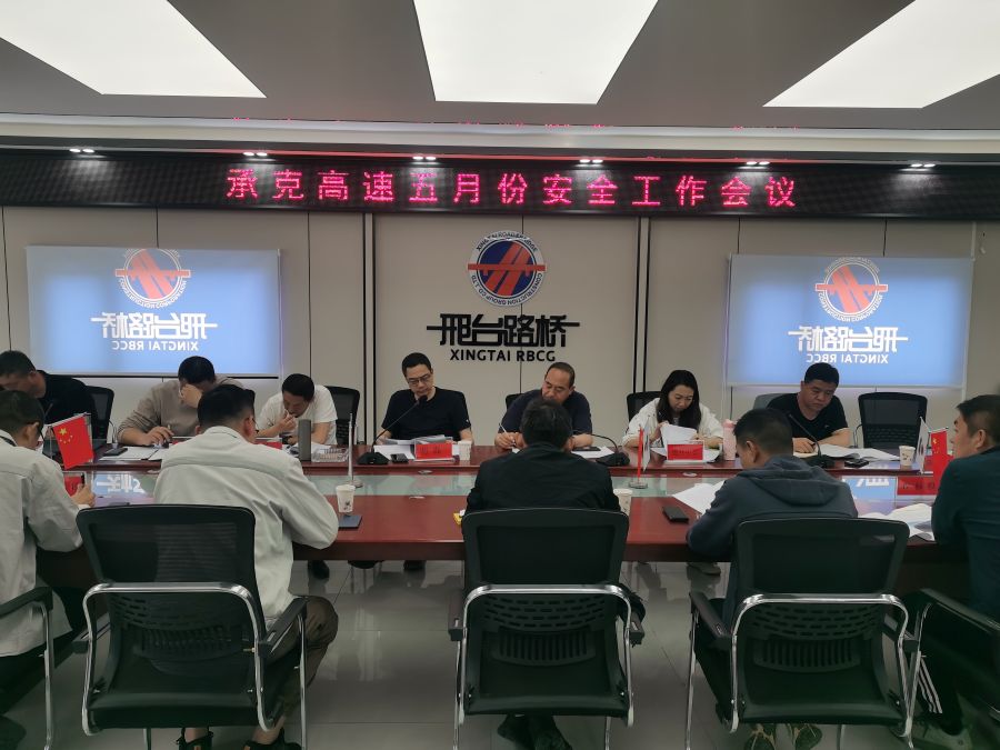 1748569437290568.jpg 4ddbfa423344a50a9383c4f80c523369.jpg