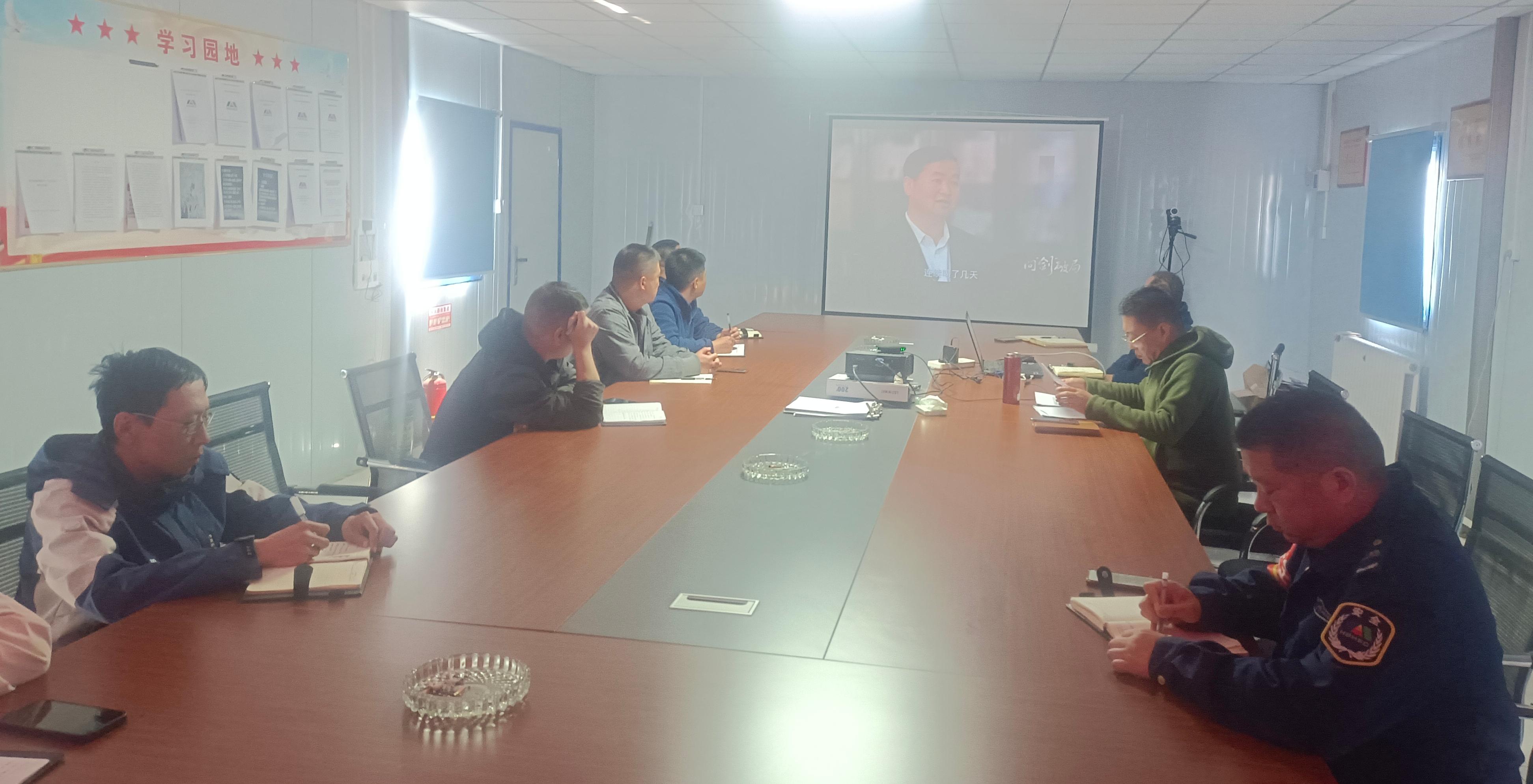 1749828222806515.jpg 9cbb965ab0bfb7e6d1a8069877b8372.jpg