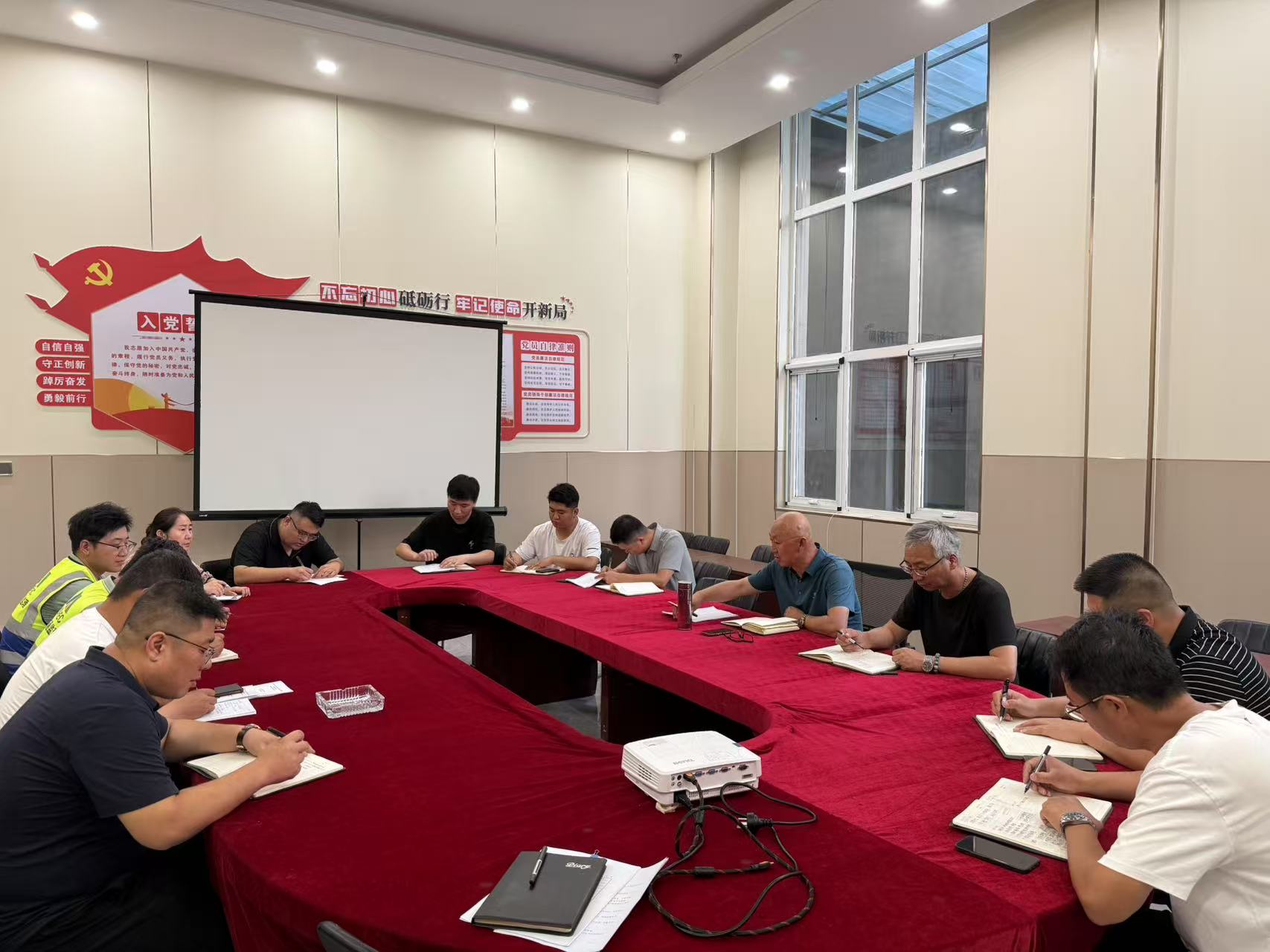 1750902051917877.jpg b051b82aa7d3963323cdcc47574ec7a.jpg